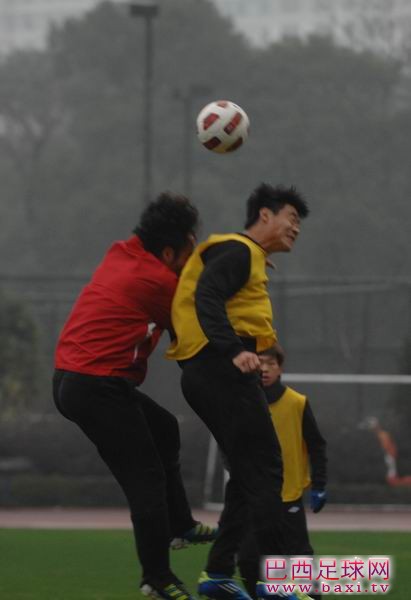 2_201201192219251ZHBE.jpg