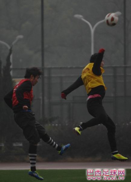 2_2012011922203816T6s.jpg