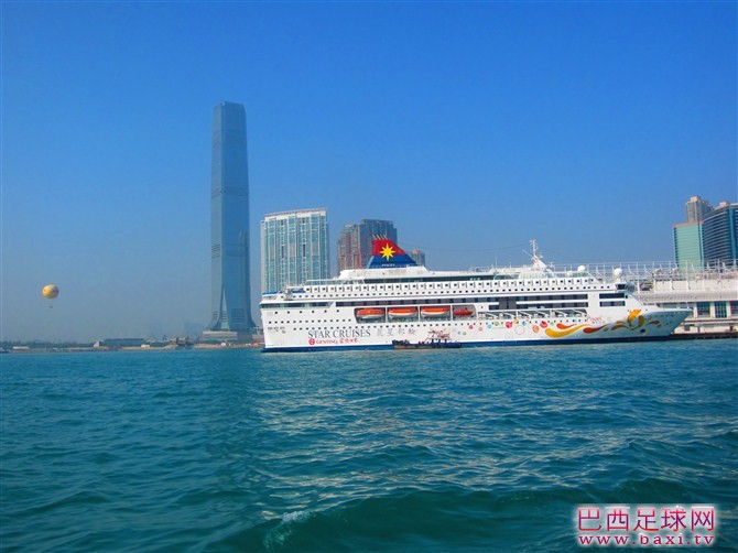游轮.jpg