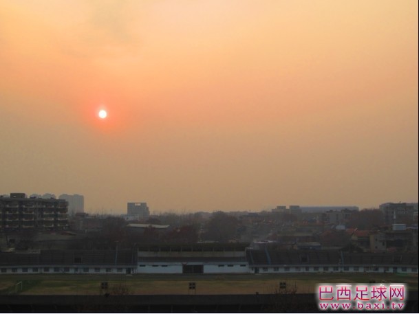 武泰闸体育场2.jpg