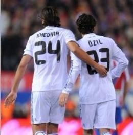 厄齐尔与赫迪拉。