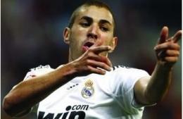 米体：尤文相中本泽马伊瓜因等6大前锋 