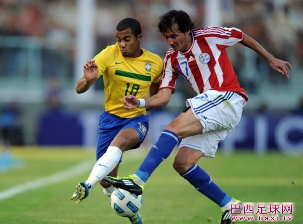 Lucas_Moura_Brazil.jpg