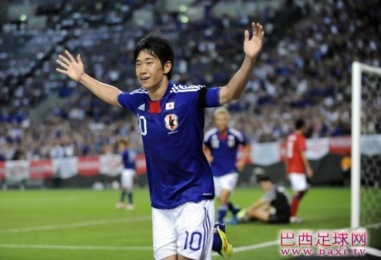 香川真司正式宣布将加盟曼联