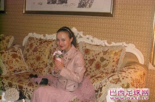 1G4134247-4.jpg
