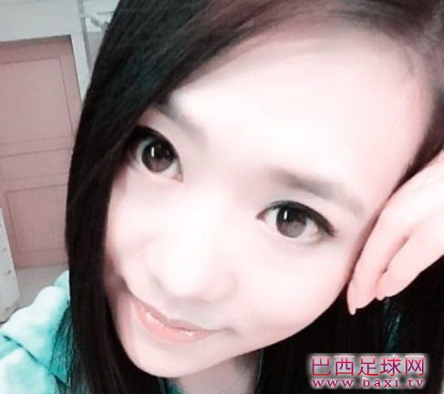 央视美女主持说梅西怕影响C罗 惜别两大巨星.jpg