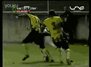 给TM的群殴了，哈哈.gif
