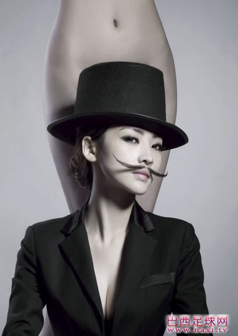 足球宝贝柳岩变西班牙守护女神8.jpeg