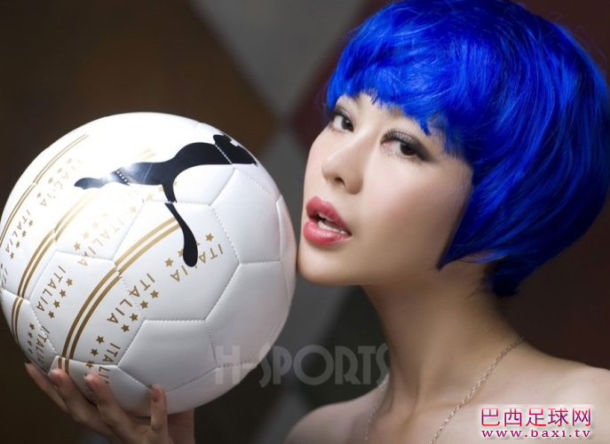 意大利蓝色妖姬足球宝贝10.png