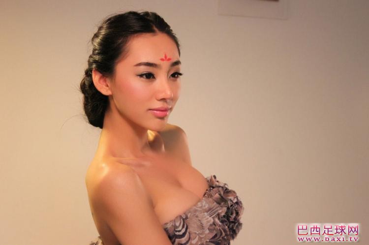 宝贝美腿酥胸极致性感10.jpg