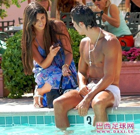 C罗：我看重女人内在美.jpg