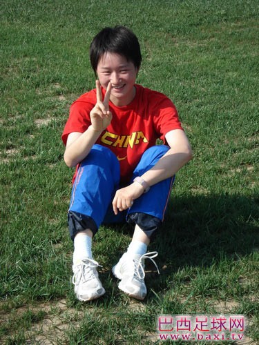 吴静钰4.jpeg