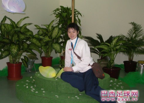吴静钰7.jpeg