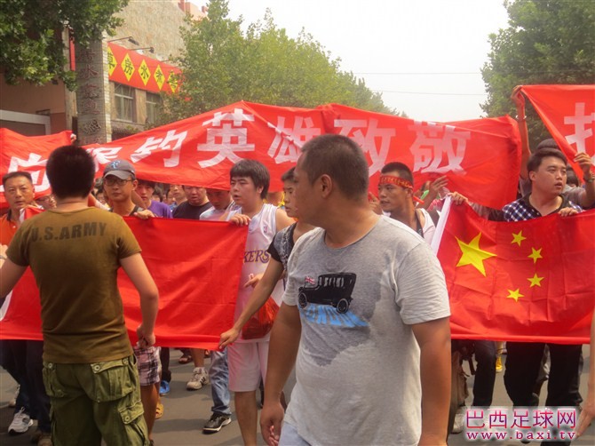 psbCA2CHX85.jpg