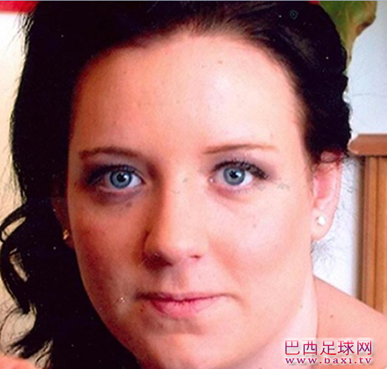 连捅60刀!英超新星残忍杀死15岁女友终生监禁1.png