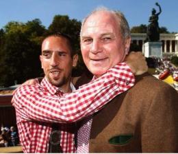 里贝里：拜仁能不败夺冠！  