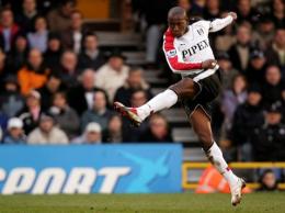 官方：英乙切斯特菲尔德签下博阿莫特 