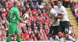 官方：拉斐尔包揽曼联9月双料最佳