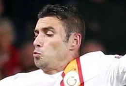 每日星报：利物浦欲1400万购土超前锋加强火力