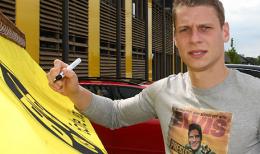 官方：皮什切克提前续约至2017年