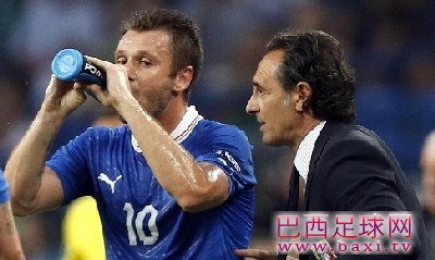 普兰德利：国家队大门没对卡萨诺关闭