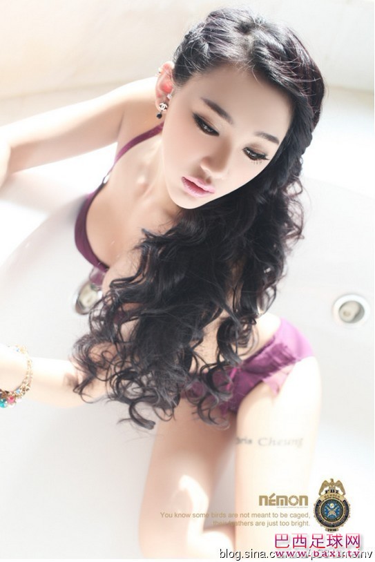 足球宝贝金美辛6.jpg