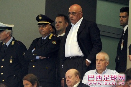 加利亚尼不满记者追问恼羞成怒