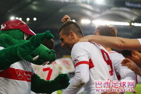 伊比舍维奇绝杀，斯图加特2-1法兰克福