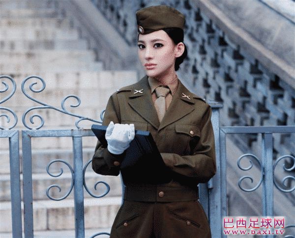 郑邱芊变身足球宝贝20.jpg