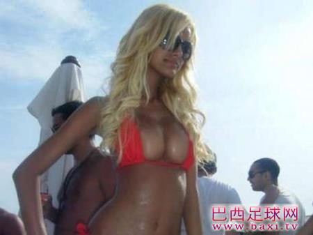 扎西娅：和里贝里春风一度只为买漂亮衣服