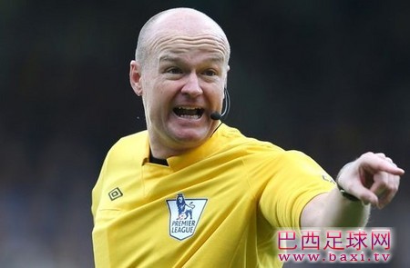 梅森将执哨周中红蓝战，上赛季仅罚下3人