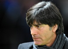 勒夫：范加尔在拜仁用451或受我的启发