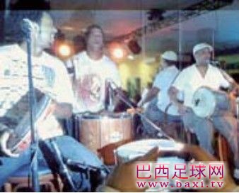 小罗在夜店狂欢1.jpg
