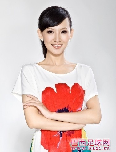 杜威女友亚丽照片