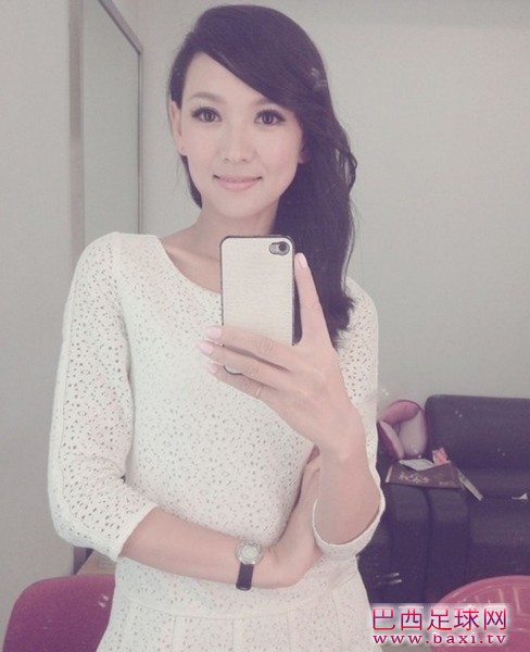 杜威女友亚丽照片