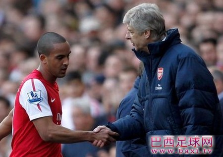 温格否认因续约问题雪藏沃尔科特