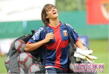 曼城欲1100万英镑抢夺米兰猎物佩林