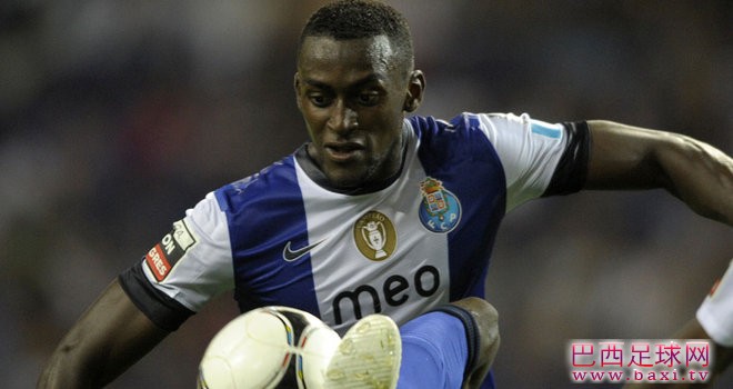 波尔图前锋马丁内斯未想转会切尔西