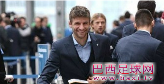 穆勒大攒人品：我们也可能被灌个0比34 在瓦伦西亚的主场，拜仁即将迎来事关小组出线的比赛。万一有失的话， ...