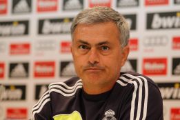 穆帅：我和皇马的关系和往常一样