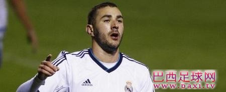 传切尔西相中本泽马，需3500万？