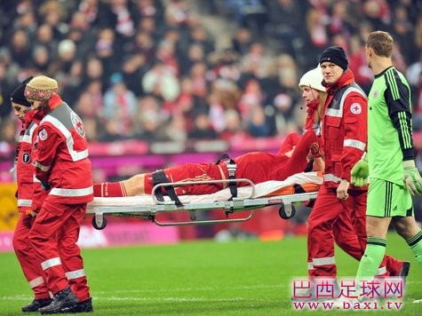 鲁梅尼格：拜仁冬歇期不会进补中卫