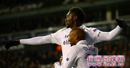 阿德巴约破门，热刺3-1帕纳辛奈科斯