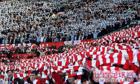 曼彻斯特晚报：球迷投票德比首发出炉