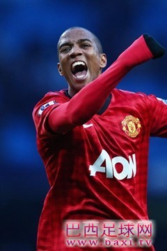 阿什利-扬：不放弃的精神让曼联赢了德比