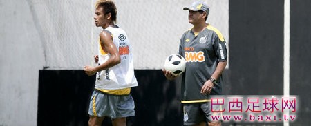 桑托斯教练：盼内马尔和梅西在巴萨合作