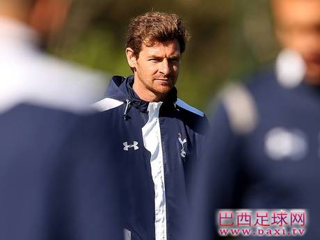 博阿斯召集全队开会讨论最后时刻丢球问题