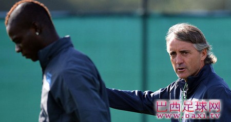 曼奇尼：巴洛特利要尊重自己，而不是我