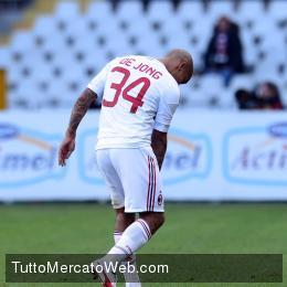 德容：加盟米兰得感谢范博梅尔