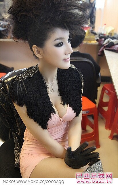 邓卓翔女友陈乐桐写真9.jpg